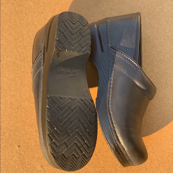Dansko Professional Clogs - Picture 5 of 6